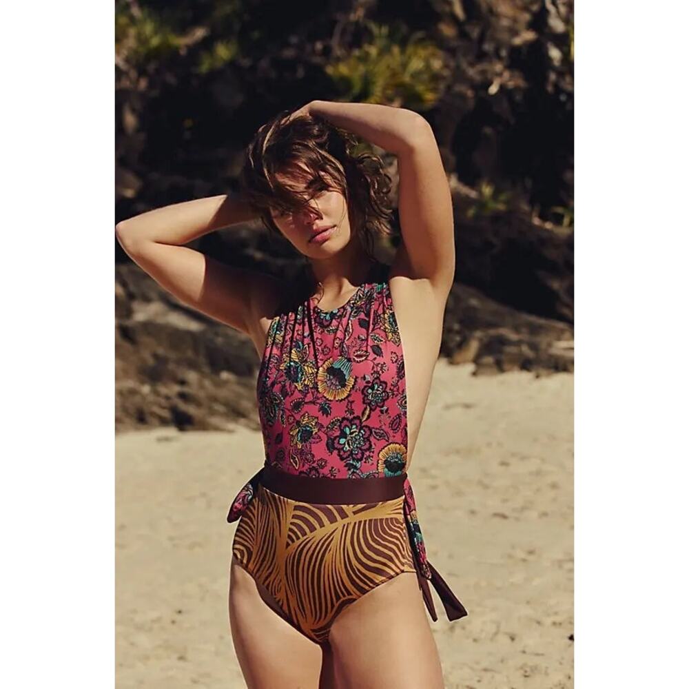New FREE PEOPLE free-est Orchid One-Piece Swimsuit $198 SMALL Auburn Bali Floral
